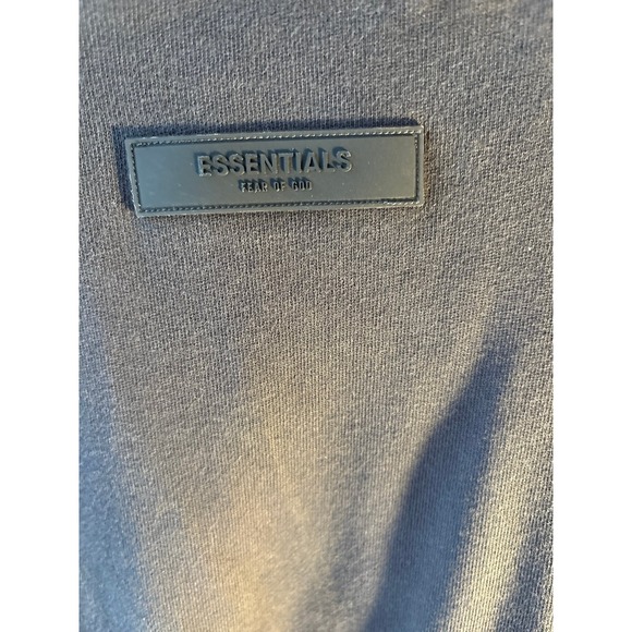 Fear of God Essentials 1977 Sweatshirt Iron Grey Mock Neck Pullover Mens L - Picture 4 of 4